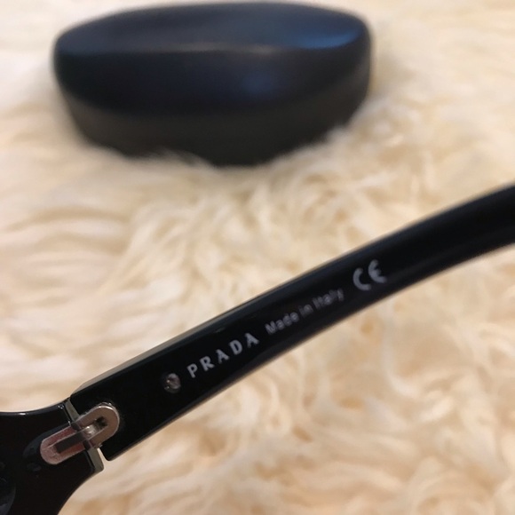 Prada sunglasses - Picture 5 of 5